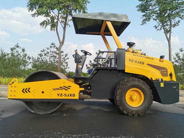5噸壓路機(jī)